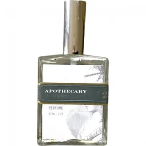 Pure Home Couture № 23 Cassis & Rose perfume bottle