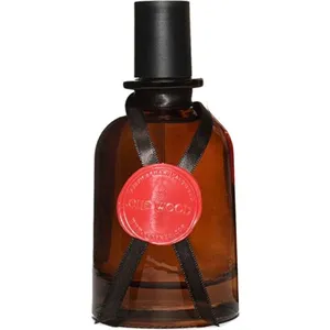Yntenzo Oud Wood parfüm şişesi