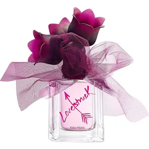 Vera Wang Lovestruck parfüm şişesi