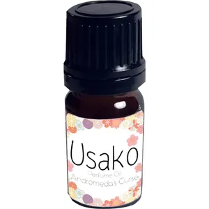 Andromeda's Curse Usako perfume bottle