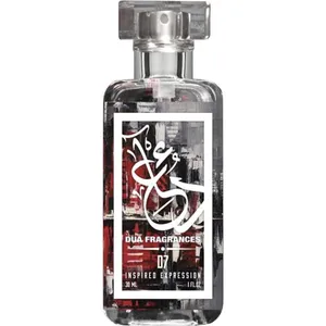 The Dua Brand D7 parfüm şişesi
