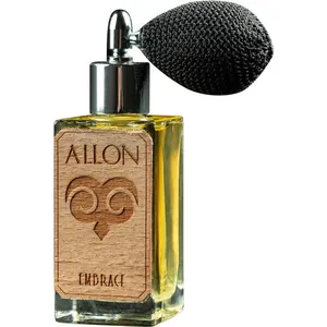 Embrace Allon parfüm şişesi