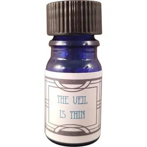 Nui Cobalt Designs The Veil is Thin parfüm şişesi