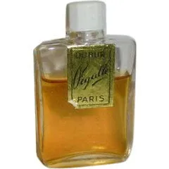 Dobur Pigalle perfume bottle