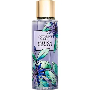 Victoria's Secret Passion Flowers parfüm şişesi