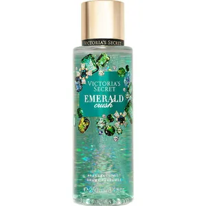 Victoria's Secret Emerald Crush parfüm şişesi