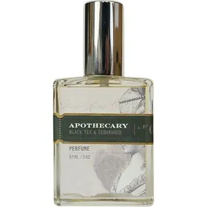 Pure Home Couture № 09 Black Tea & Cedarwood parfüm şişesi