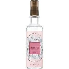 Quatre Sakura / サクラの香り perfume bottle