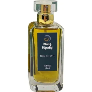 Motif Olfactif Vêtu de Vert perfume bottle