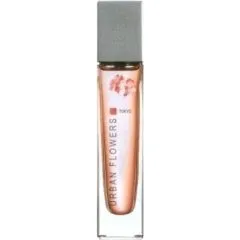 Avon Urban Flowers Tokyo parfüm şişesi