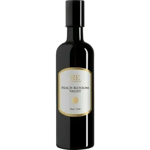 ReClassified Peach Blossom Valley (Eau de Toilette) parfüm şişesi