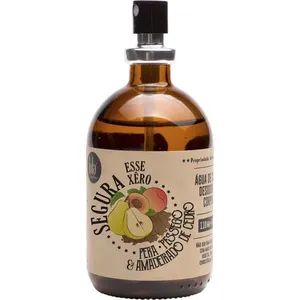 Lola Cosmetics Segura esse Xêro - Pera, Pêssego & Amadeirado de Cedro perfume bottle