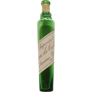Laroona Perfumery Co. Superior Eau de Cologne parfüm şişesi