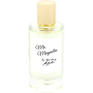 Ecuación Natur(a)l Mr. Magnolia perfume bottle