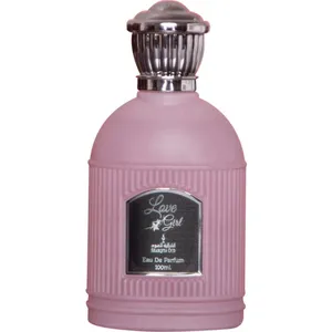 Sharqiya Oud Love Girl parfüm şişesi