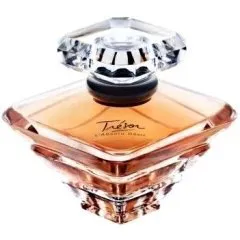 Lancôme Trésor L'Absolu Désir perfume bottle