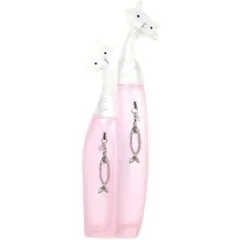 Novae Plus Pink Minou perfume bottle