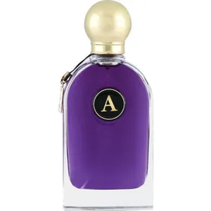 Pavo Perfumes A perfume bottle