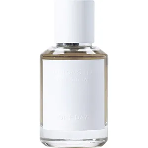 One Day Oolong Tea perfume bottle