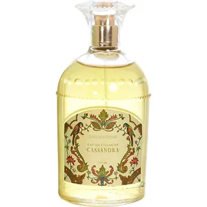 Cologne & Cotton Cassandra parfüm şişesi