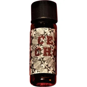 Organic Perfume Girl Cedar Chouli parfüm şişesi