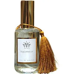 MCM Parfum Diplomatic parfüm şişesi