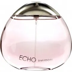 Davidoff Echo Woman perfume bottle