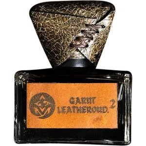 Ucca Garut Leatheroud parfüm şişesi