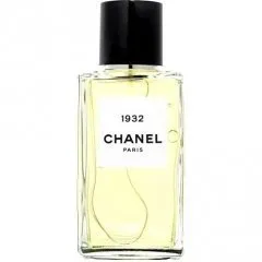 Chanel 1932 (Eau de Toilette) parfüm şişesi