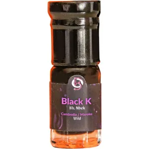 OudBar Black K parfüm şişesi