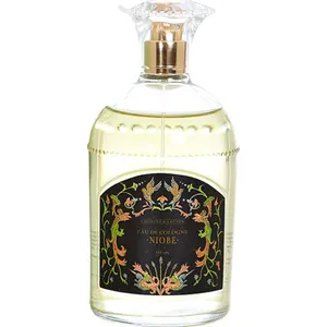 Cologne & Cotton Niobe parfüm şişesi