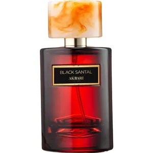 Akbari Perfume Black Santal parfüm şişesi
