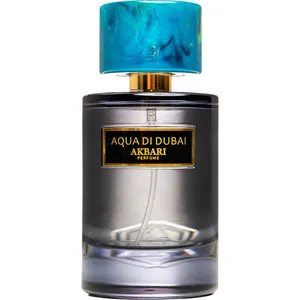 Akbari Perfume Aqua di Dubai parfüm şişesi