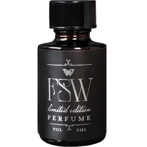For Strange Women Black Iris (Perfume Oil) parfüm şişesi