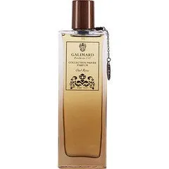 Galimard Oud Rose parfüm şişesi