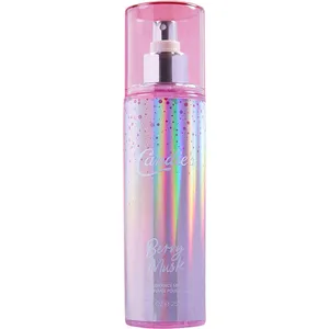 Candie's Berry Musk parfüm şişesi