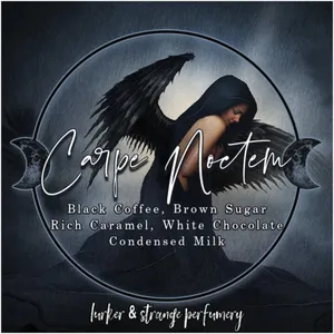Lurker & Strange Carpe Noctem parfüm şişesi