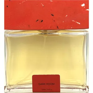 Pictor Parfum Dark Room parfüm şişesi