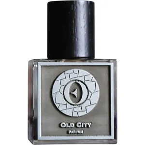 Ensar Oud Old City: Nha Trang parfüm şişesi