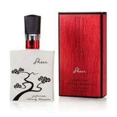 Bath & Body Works Sheer Japanese Cherry Blossom parfüm şişesi