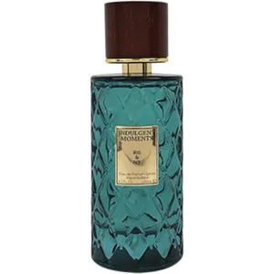 Indulgent Moments Iris & Ivy parfüm şişesi