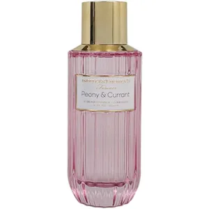 Indulgent Moments Peony & Currant parfüm şişesi
