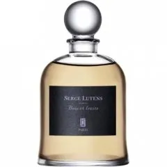 Serge Lutens Bois et fruits perfume bottle