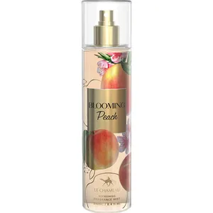 Le Chameau Blooming Peach parfüm şişesi