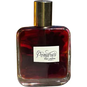 Pomare's Stolen Perfume White Dacha parfüm şişesi