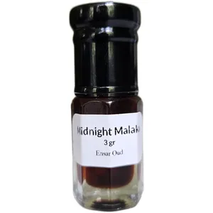 Ensar Oud Midnight Malaka parfüm şişesi