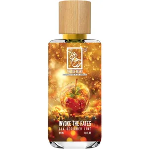 The Dua Brand Invoke the Fates parfüm şişesi