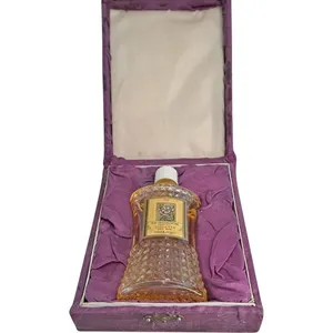 J. Daver Violette des Bois parfüm şişesi