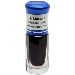 Oudique Fili Mukashi parfüm şişesi
