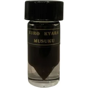 Yaaseen Kuro Kyara Musuku perfume bottle